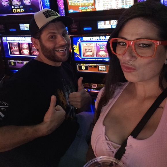 Meet your Posher, Elle - Picture 7 of 14